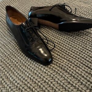 Ann Taylor Black Patent Leather Oxford Flats
